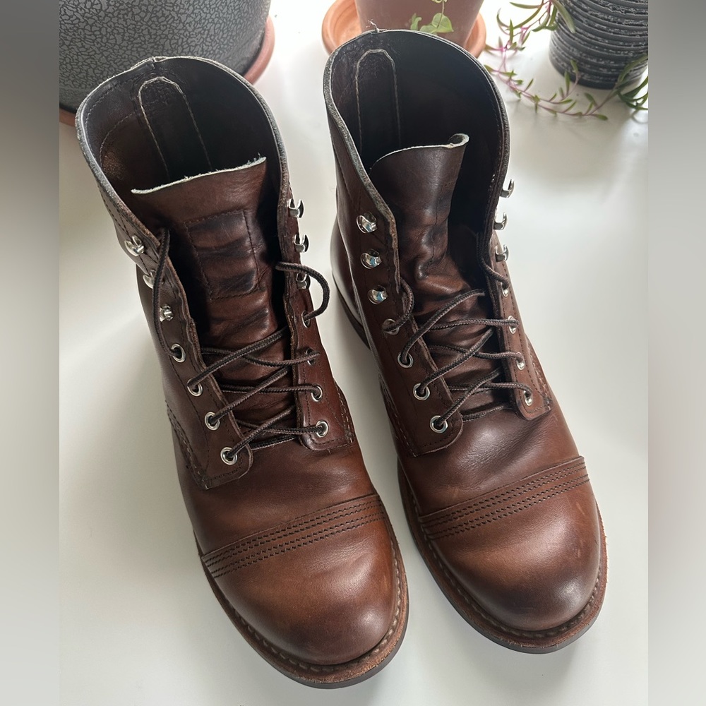 Redwing Boots with Toe Cap and original box